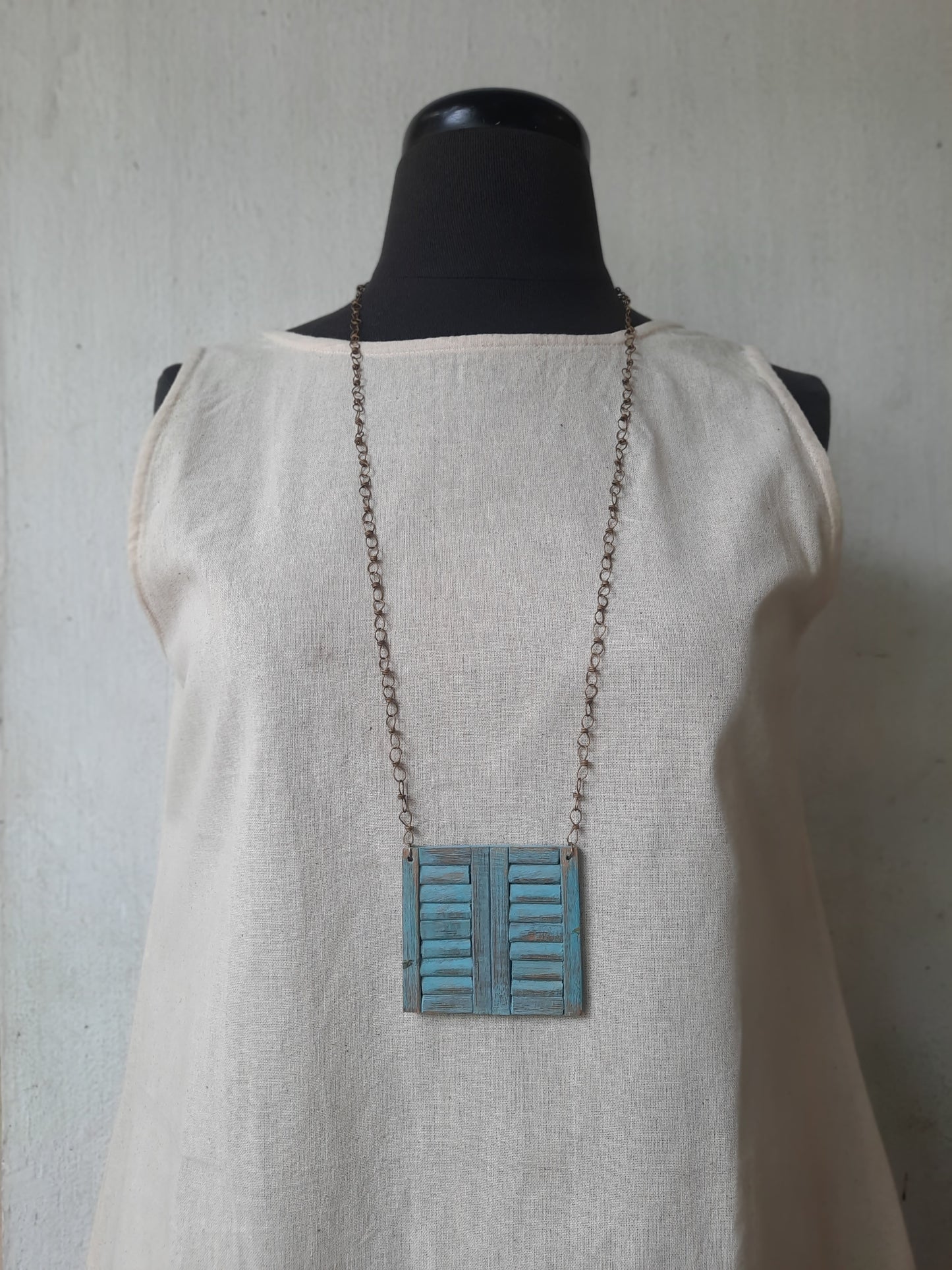 turquoise window neckpiece