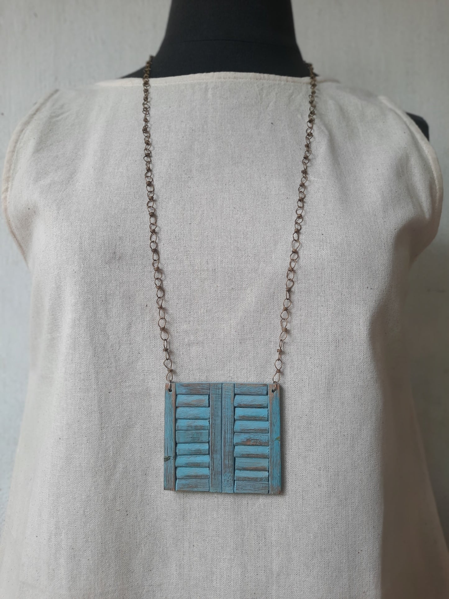 turquoise window neckpiece