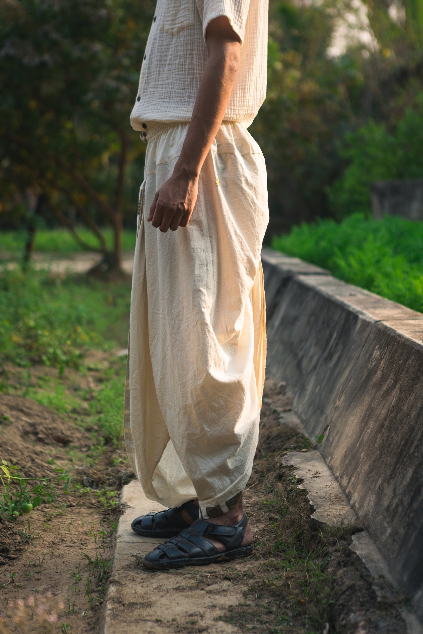 baajar bag dhoti pants