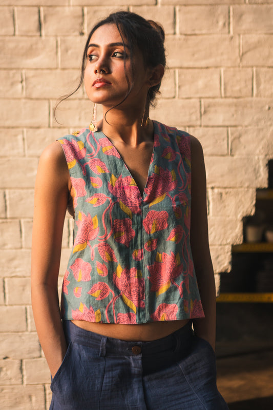 shapla v-neck crop top