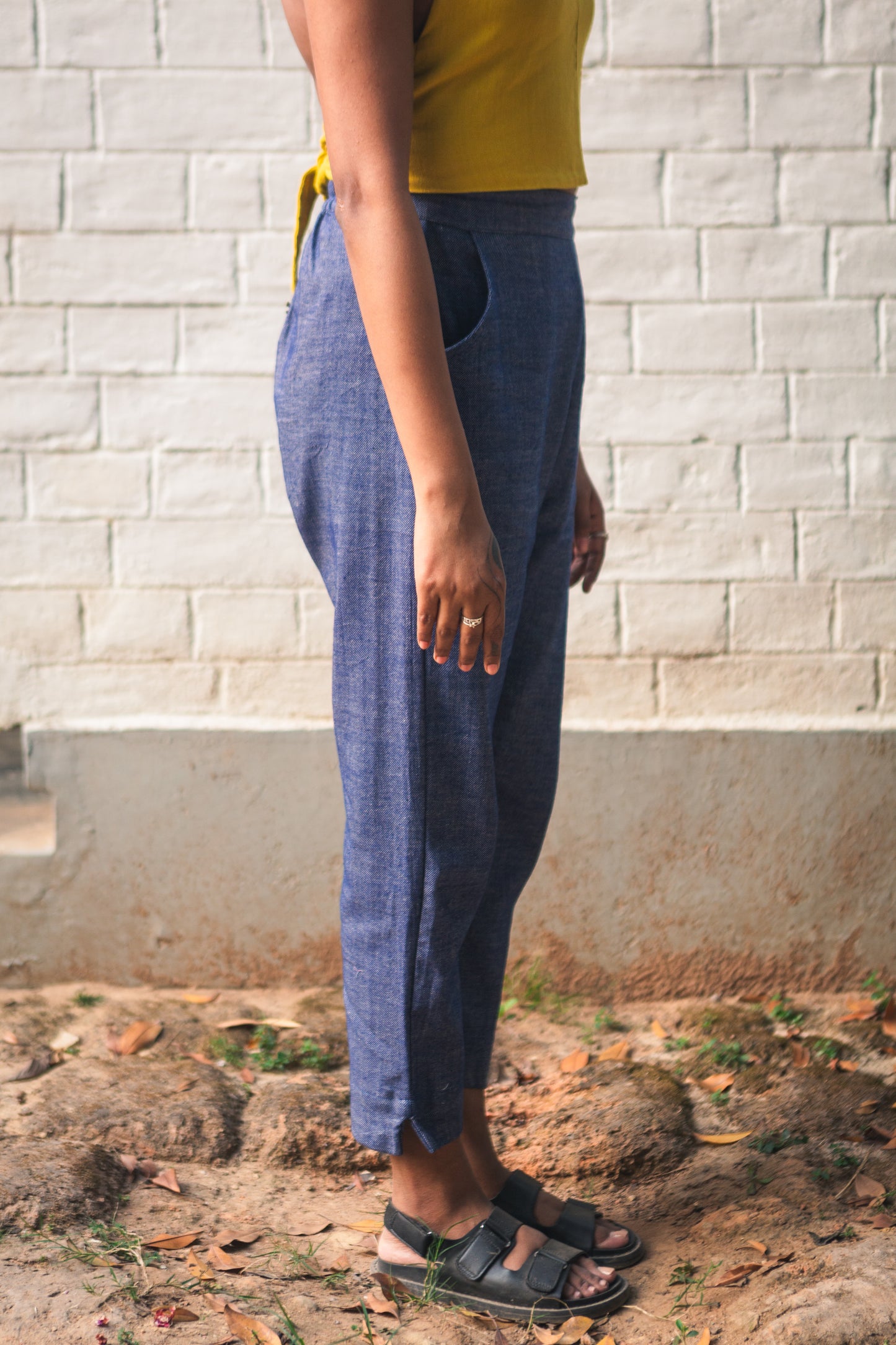 denim blue pencil pants