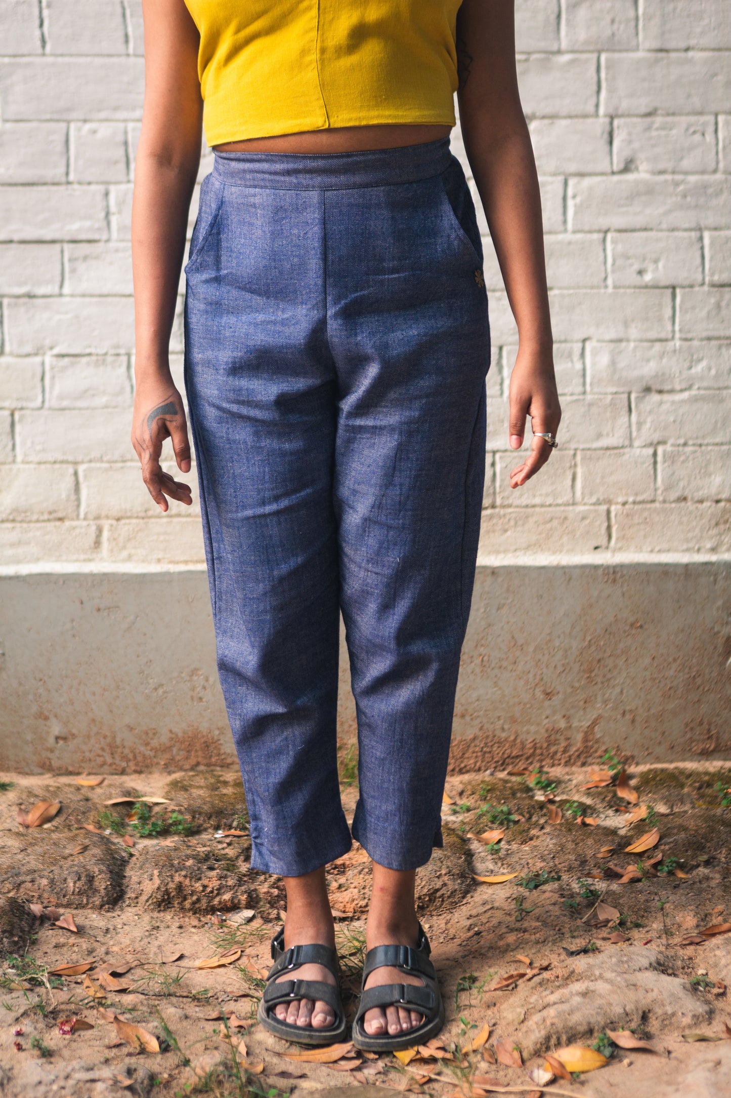 denim blue pencil pants