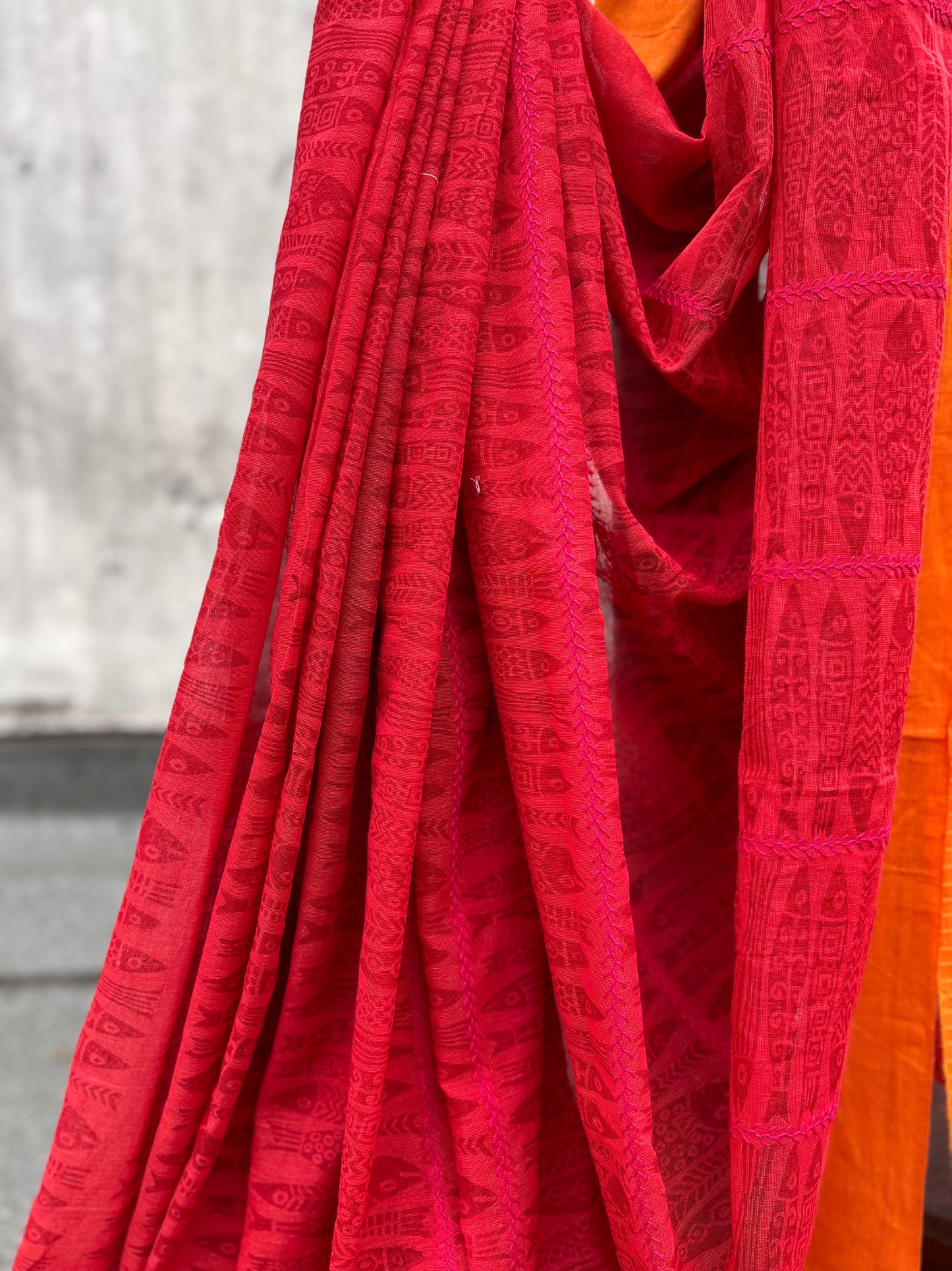 red jhaank-parshey saree