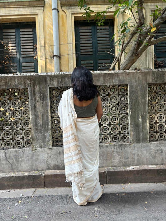 white bengal bhujodi saree