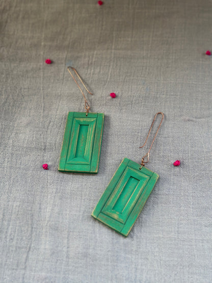 wooden dorja earrings