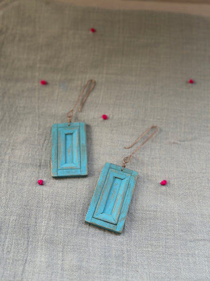 wooden dorja earrings