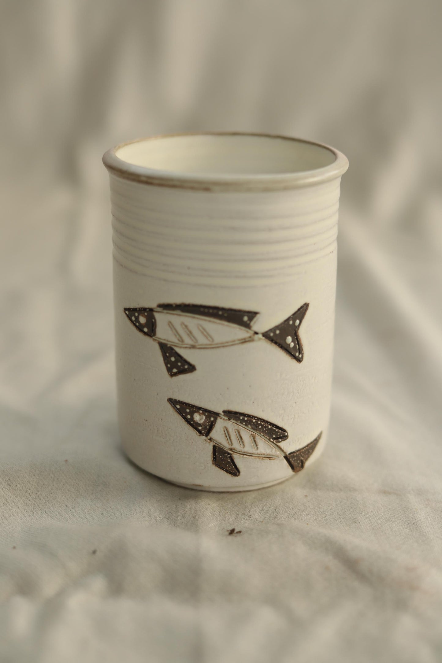 fish motif tumbler