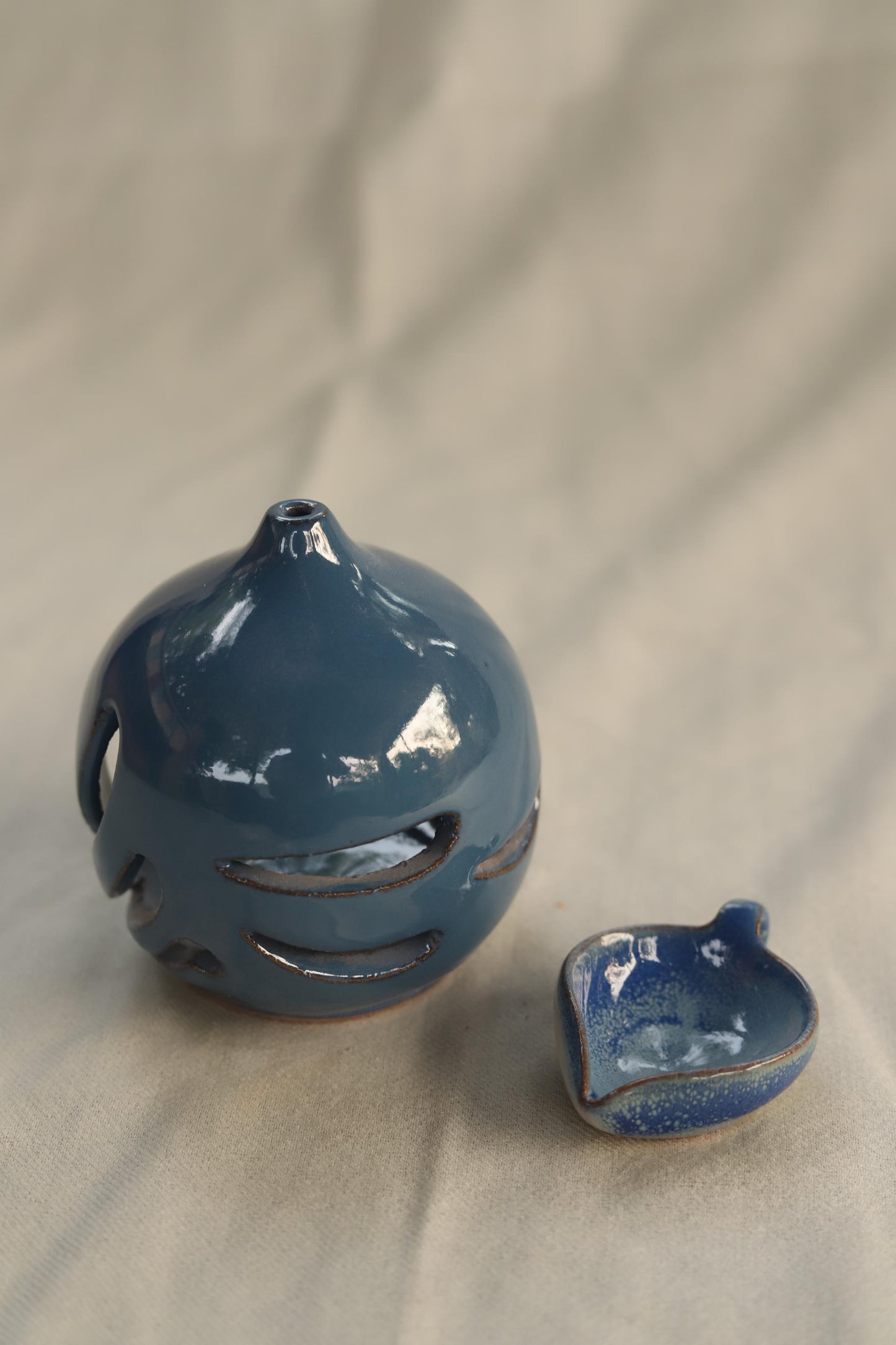 indigo blue hanging tea lamp